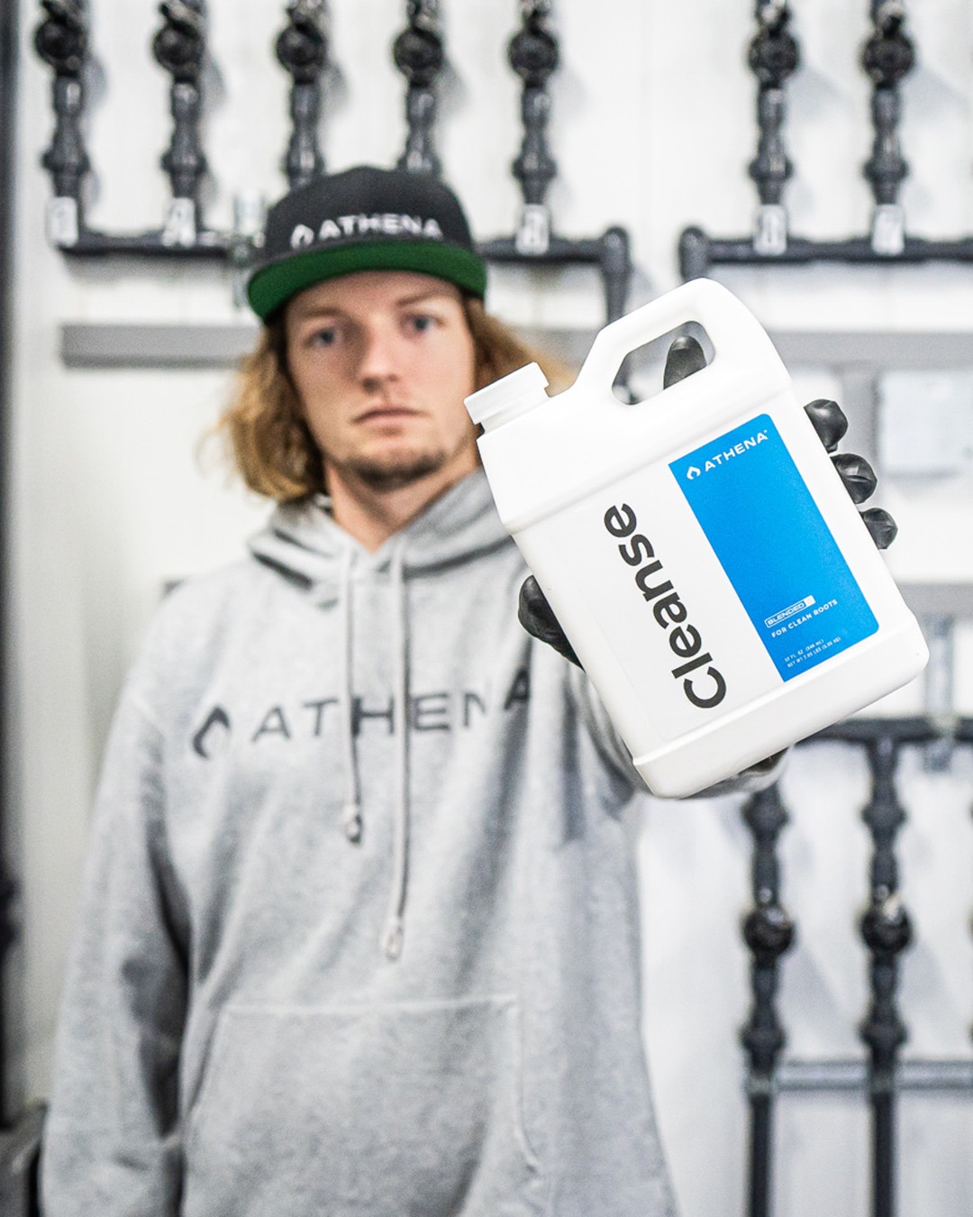 FR 18W Far Red Bar in commercial facility